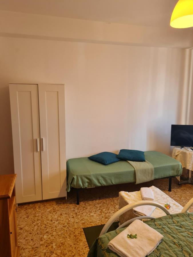 ホテル La Palazzina ローマ エクステリア 写真