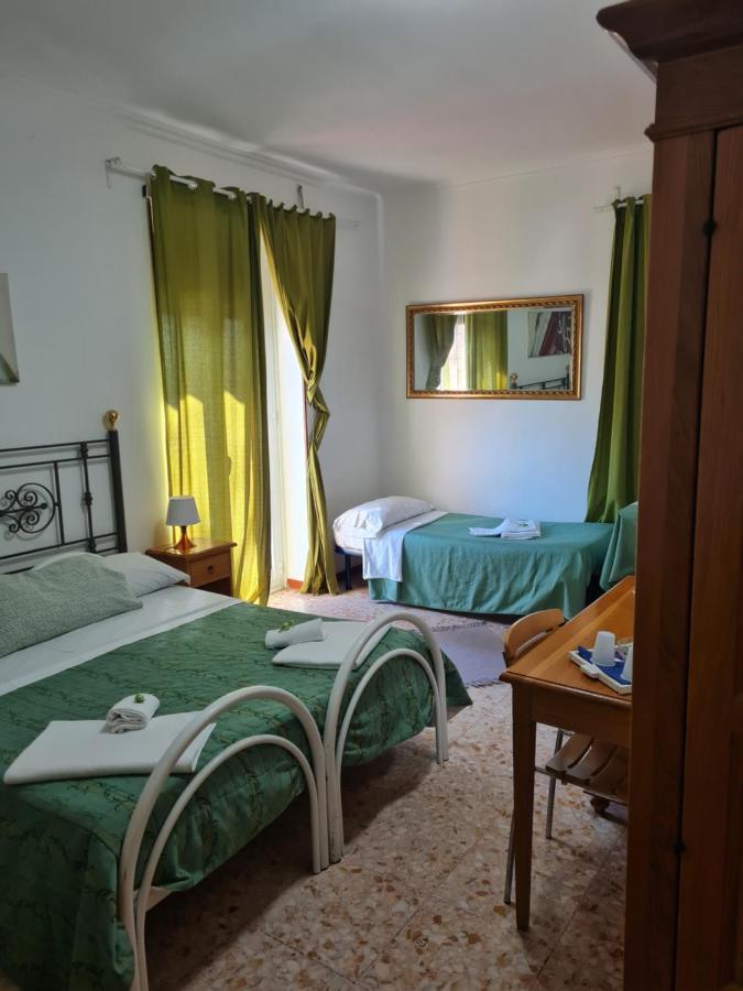 ホテル La Palazzina ローマ エクステリア 写真