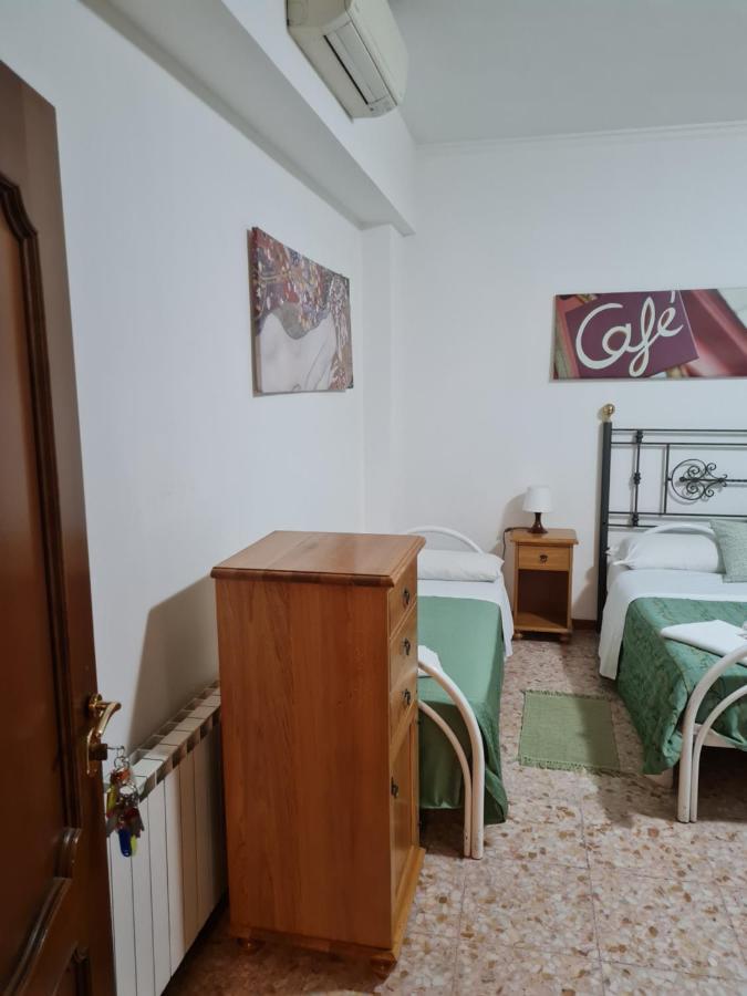 ホテル La Palazzina ローマ エクステリア 写真